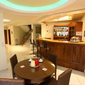 Hotel Philoxenia Inn