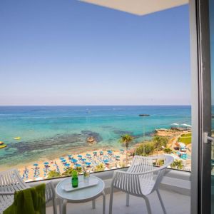 Hotel Silver Sands Beach
