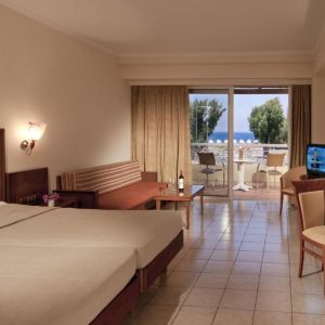 Hotel Kipriotis Maris and Suites