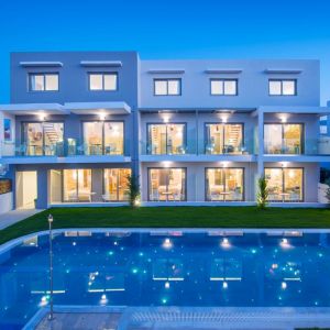 Mary Hotel and Mary Royal Suites