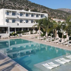 Kyknos Beach Hotel and Bungalows