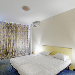 Hotel Journalist
