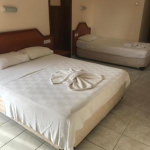 Muz Hotel