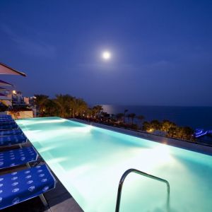 Hotel Grand Rotana Resort and Spa