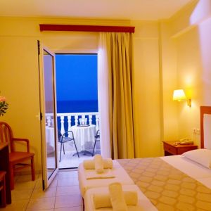 Ioni Hotel