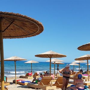 Galazio Apartments and Suites