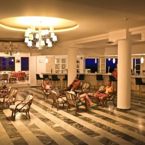Hotel Semiramis Village