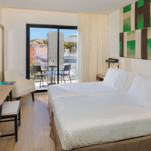 H10 Casa Del Mar