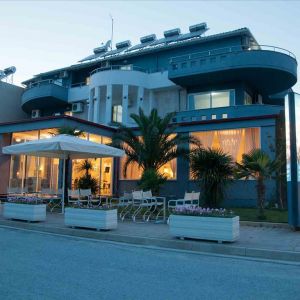 Yakinthos Hotel Pieria