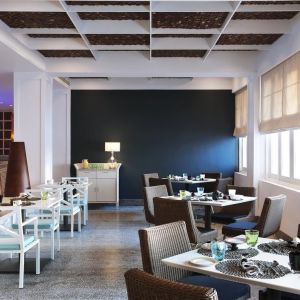 Hotel Vivanta by Taj Bentota