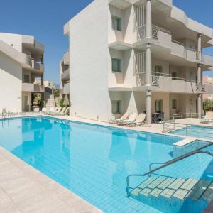 Summer Beach Hotel
