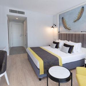 The Raga Side 16 Fine Dining Hotel Adult Only