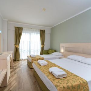 Hotel White Liliyum