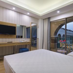 Dosinia Luxury Resort