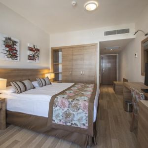 Hotel Ramada Resort Lara
