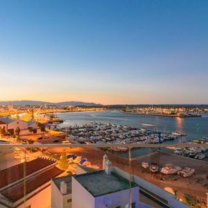 Jupiter Marina Hotel