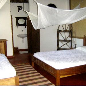 Hotel La Pirogue