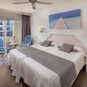 Hotel Mac Puerto Marina
