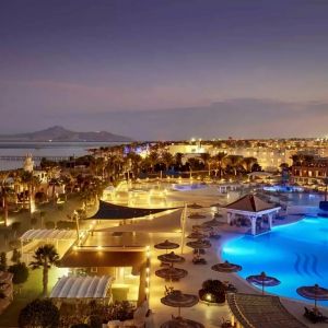 Hotel Coral Sea Holiday Resort