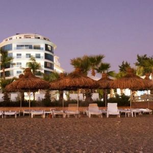 Hotel Q Premium Resort