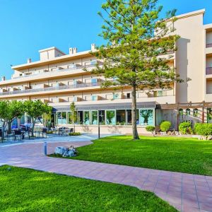 Hotel Santa Marina Beach