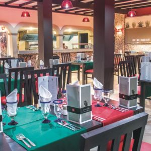 Hotel Riu Lupita