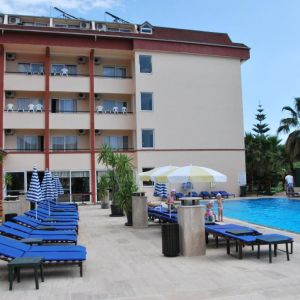 CASTLE PARK HOTEL