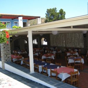 Hotel Zefiros Beach (Mykali)