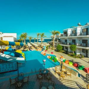 La Rosa Waves Hotel