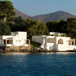 Minos Beach Art Hotel