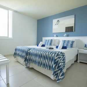 Hotel Playa Del Sol