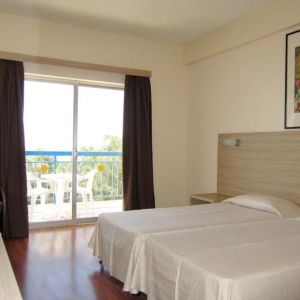 Marina Hotel