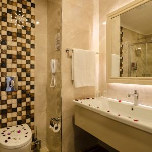 The Lumos Deluxe Resort Hotel and Spa