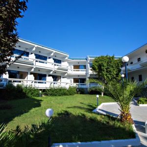 Larisa Boutique (Fost Rhodes Lykia Boutique)