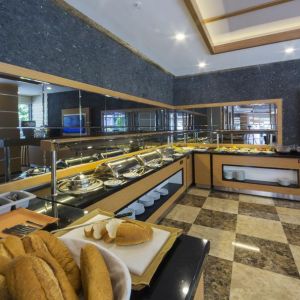 Hotel Lonicera City