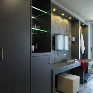 Kyma Suites Beach Hotel