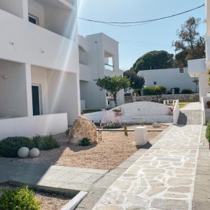 Hotel Ladiko Inn