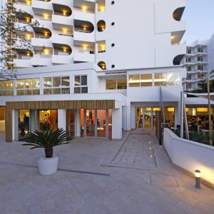 BG Pamplona Hotel