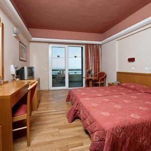 Hotel Pearl Beach