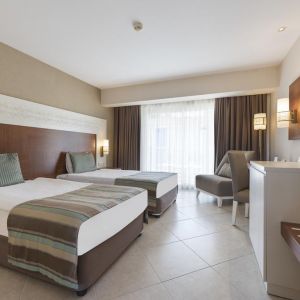 Hotel Kamelya Aishen K Club
