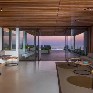 Hotel Caravel Resort and Spa