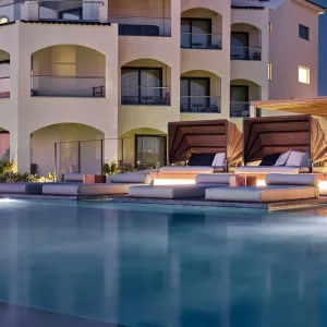 Hotel Caravel Resort and Spa