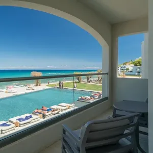 Hotel Caravel Resort and Spa