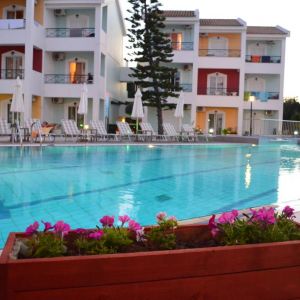Maistrali Apartments Hotel