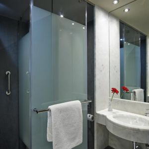 Kyma Suites Beach Hotel
