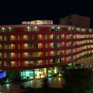 Hotel Mena Palace