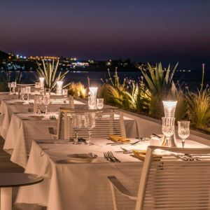I Resort Beach Hotel
