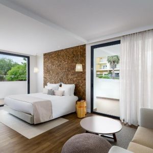 Jupiter Marina Hotel