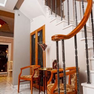 Ioni Hotel
