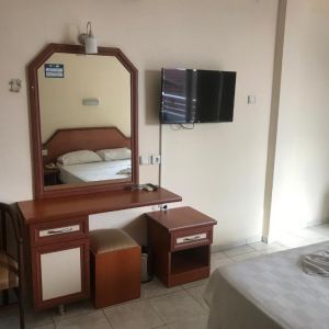 Muz Hotel